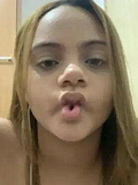 ayla0881 online show from July 5, 2026, 8:10 am