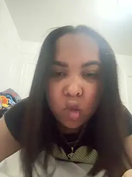 Snapshot of 009lesli chatting on February 17, 2026, 3:26 am 009lesli online show from February 17, 2026, 3:26 am