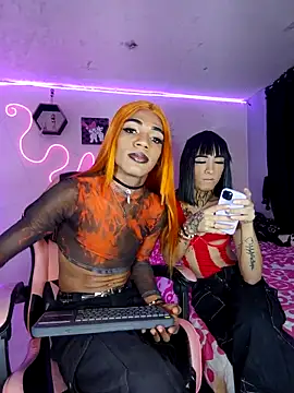 Violeta R  online show from March 12, 2026, 4:07 am