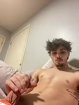 benriskey12 online show from April 7, 2026, 4:14 am