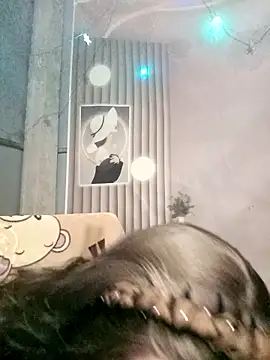 Girl-crazy1 online show from February 21, 2026, 11:23 am