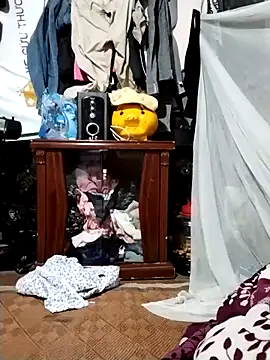 Snapshot of cute-shine chatting on March 21, 2026, 4:35 am cute-shine online show from March 21, 2026, 4:35 am