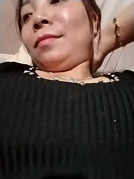 Snapshot of cute-shine chatting on March 19, 2026, 11:54 am cute-shine online show from March 19, 2026, 11:54 am