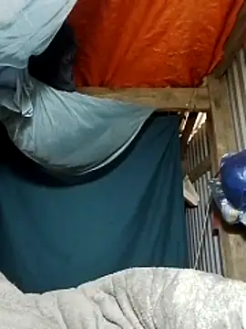 Snapshot of bany-lee chatting on March 6, 2026, 12:49 am bany-lee online show from March 6, 2026, 12:49 am