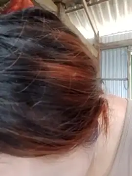 Snapshot of bany-lee chatting on April 15, 2026, 1:22 am bany-lee online show from April 15, 2026, 1:22 am