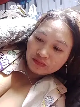 Snapshot of bany-lee chatting on March 11, 2026, 3:55 am bany-lee online show from March 11, 2026, 3:55 am