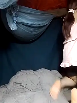 Snapshot of bany-lee chatting on March 23, 2026, 1:28 am bany-lee online show from March 23, 2026, 1:28 am