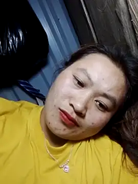 Snapshot of bany-lee chatting on April 4, 2026, 2:12 pm bany-lee online show from April 4, 2026, 2:12 pm