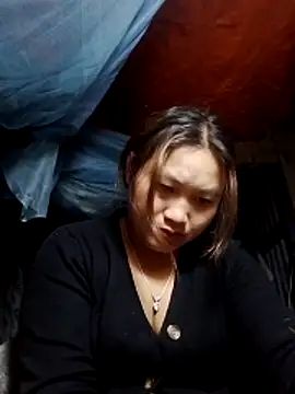 Snapshot of bany-lee chatting on April 1, 2026, 1:12 pm bany-lee online show from April 1, 2026, 1:12 pm