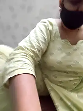 Snapshot of Joyti_07 chatting on March 11, 2026, 3:22 am Joyti 07 online show from March 11, 2026, 3:22 am