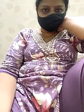 Snapshot of Joyti_07 chatting on March 24, 2026, 11:43 am Joyti 07 online show from March 24, 2026, 11:43 am