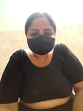 Snapshot of Joyti_07 chatting on March 4, 2026, 7:10 pm Joyti 07 online show from March 4, 2026, 7:10 pm