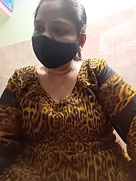 Snapshot of Joyti_07 chatting on March 7, 2026, 3:02 am Joyti 07 online show from March 7, 2026, 3:02 am