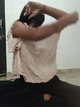 Desi Couple P online show from July 18, 2026, 11:52 am