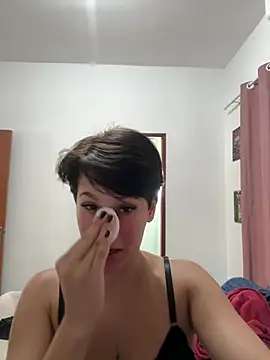 Snapshot of LissPerolaa chatting on July 20, 2026, 12:18 pm LissPerolaa online show from July 20, 2026, 12:18 pm