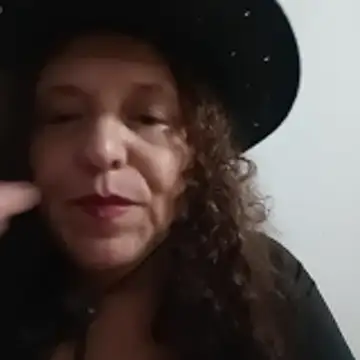 Snapshot of latina773 chatting on February 17, 2026, 4:10 am latina773 online show from February 17, 2026, 4:10 am