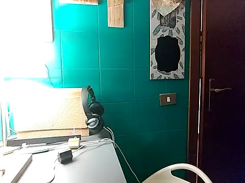 Snapshot of Ginevra01 chatting on April 7, 2026, 8:32 pm Ginevra01 online show from April 7, 2026, 8:32 pm