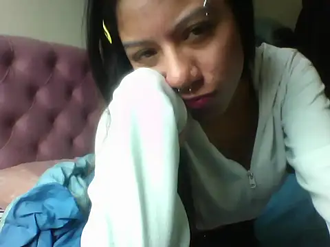 babycloud69 online show from February 12, 2026, 5:13 pm