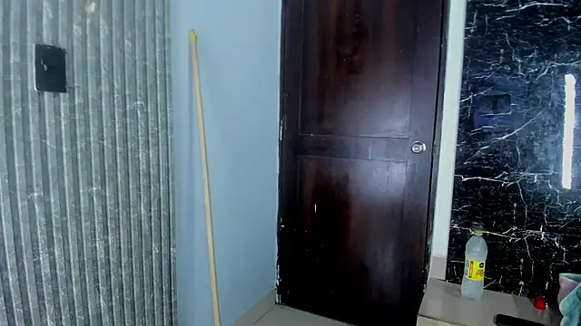 dulce-salome online show from February 17, 2026, 12:02 pm