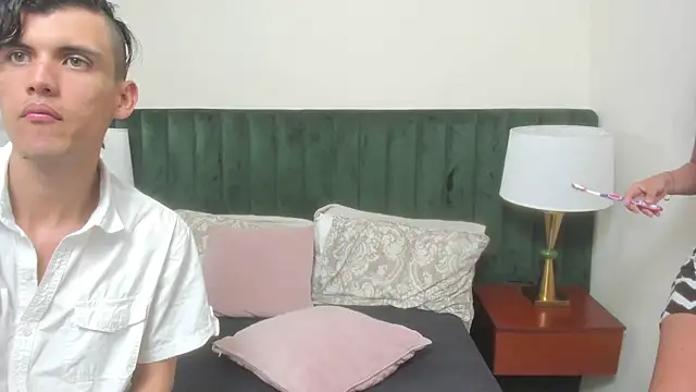 Snapshot of blakeandallisa chatting on February 25, 2026, 6:08 pm blakeandallisa online show from February 25, 2026, 6:08 pm