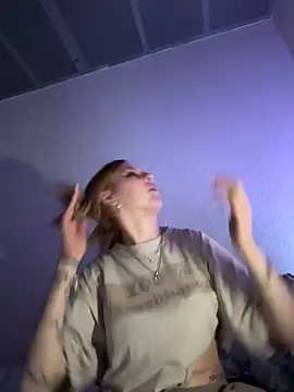 Milli-Kiss online show from March 23, 2026, 9:14 pm