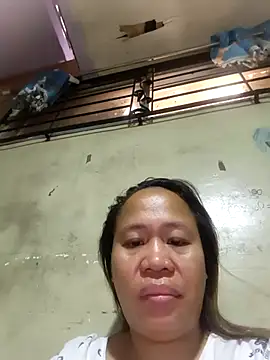 squirtshantal online show from July 10, 2026, 2:22 am