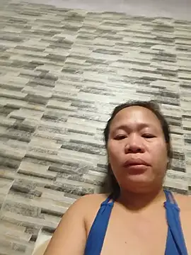Snapshot of squirtshantal chatting on June 20, 2026, 1:43 am squirtshantal online show from June 20, 2026, 1:43 am