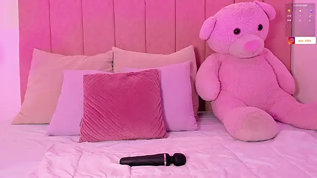 ween sheng  online show from April 1, 2026, 1:41 pm