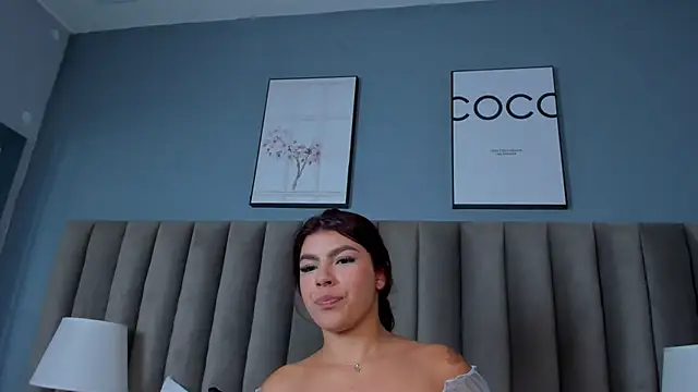 LolaSteven online show from February 24, 2026, 9:37 pm