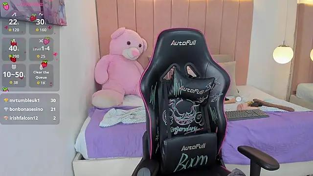 Snapshot of antonella_moon7 chatting on March 2, 2026, 7:15 am antonella moon7 online show from March 2, 2026, 7:15 am