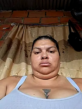 Juli Powl online show from June 7, 2026, 12:10 pm