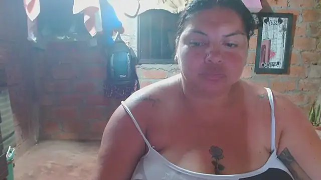 Juli Powl online show from March 3, 2026, 12:28 am