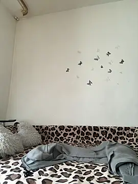 Vivike234 online show from April 1, 2026, 1:12 pm