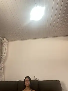 lily Cg online show from February 18, 2026, 4:25 pm