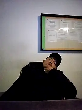 Hachi28 online show from March 16, 2026, 3:58 am