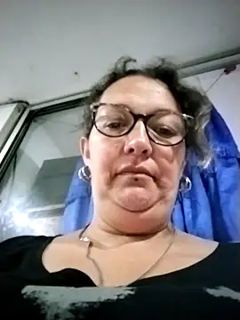 Snapshot of _Saraqueen chatting on March 14, 2026, 11:55 pm Saraqueen online show from March 14, 2026, 11:55 pm