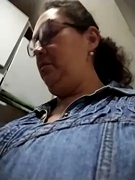 Snapshot of _Saraqueen chatting on March 26, 2026, 2:21 am Saraqueen online show from March 26, 2026, 2:21 am