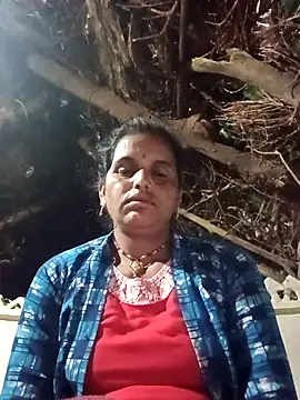 Manvi cute online show from February 13, 2026, 1:38 am