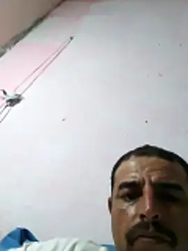 Snapshot of cobrosdepagos chatting on February 25, 2026, 11:48 pm cobrosdepagos online show from February 25, 2026, 11:48 pm