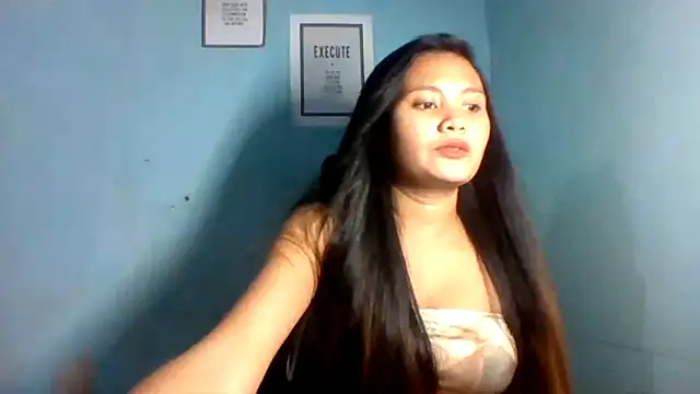 DanitaStride online show from February 16, 2026, 12:59 pm