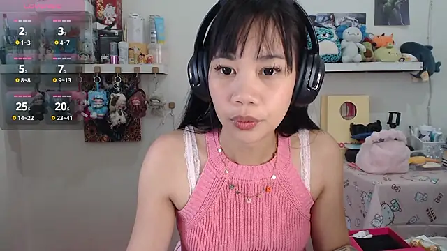 GloryKulikowski online show from March 18, 2026, 2:37 am