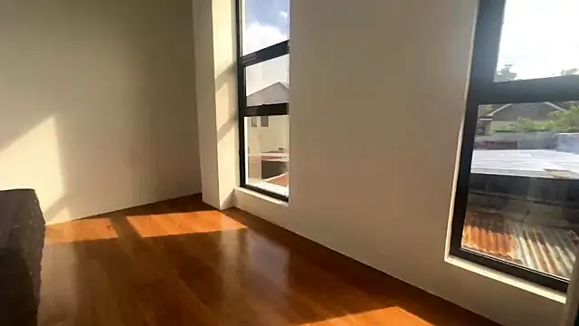 JacquettaUpadhyaya online show from February 19, 2026, 1:13 am