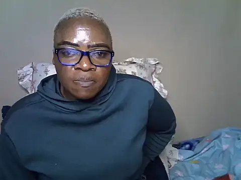 Snapshot of CASSANDRASTONE46xxx chatting on June 23, 2026, 6:06 pm CASSANDRASTONE46xxx online show from June 23, 2026, 6:06 pm