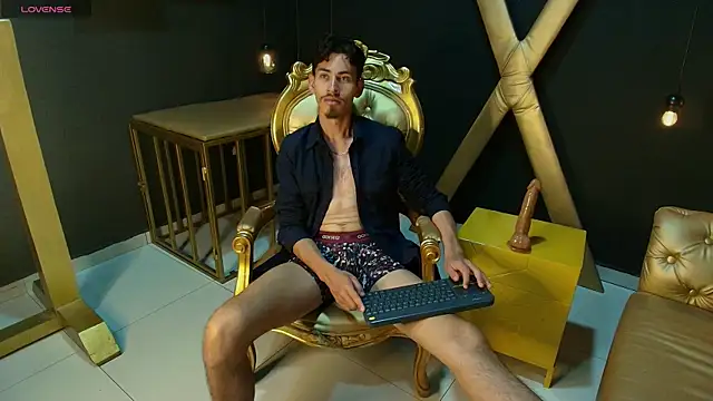 skinny jean  online show from June 3, 2026, 9:30 pm