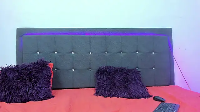 Snapshot of Ale_cuzz chatting on February 20, 2026, 2:08 pm Ale cuzz online show from February 20, 2026, 2:08 pm