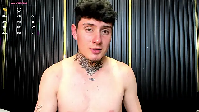 DanteGray  online show from February 12, 2026, 7:02 pm