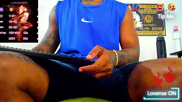 Snapshot of ZIANY_25CM chatting on March 24, 2026, 9:59 pm ZIANY 25CM online show from March 24, 2026, 9:59 pm