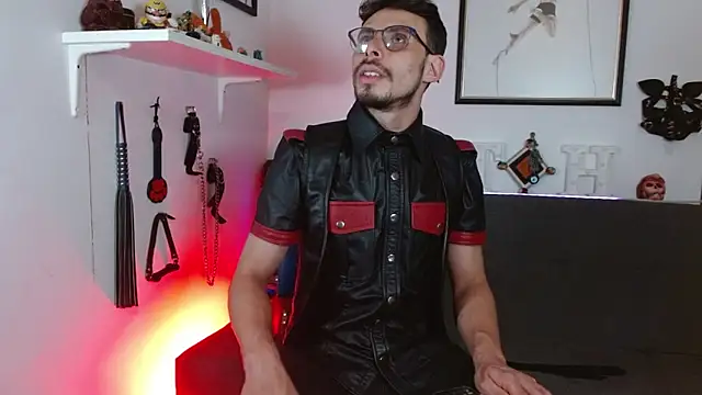 Snapshot of Thom_sam_ chatting on March 6, 2026, 11:22 pm Thom sam online show from March 6, 2026, 11:22 pm