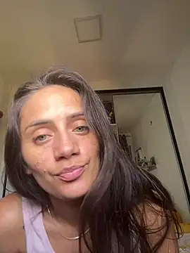 maiteonlyx online show from February 14, 2026, 7:58 pm