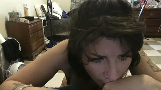 Girlnextdoor242 online show from March 11, 2026, 4:23 pm